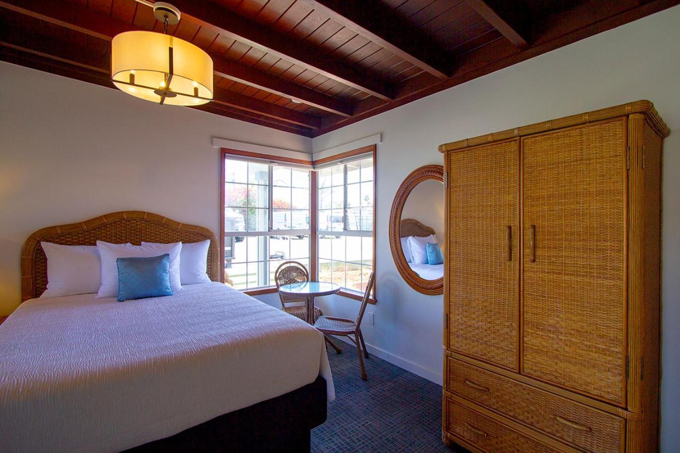 Edgewater Beach Inn Santa Cruz Exteriör bild